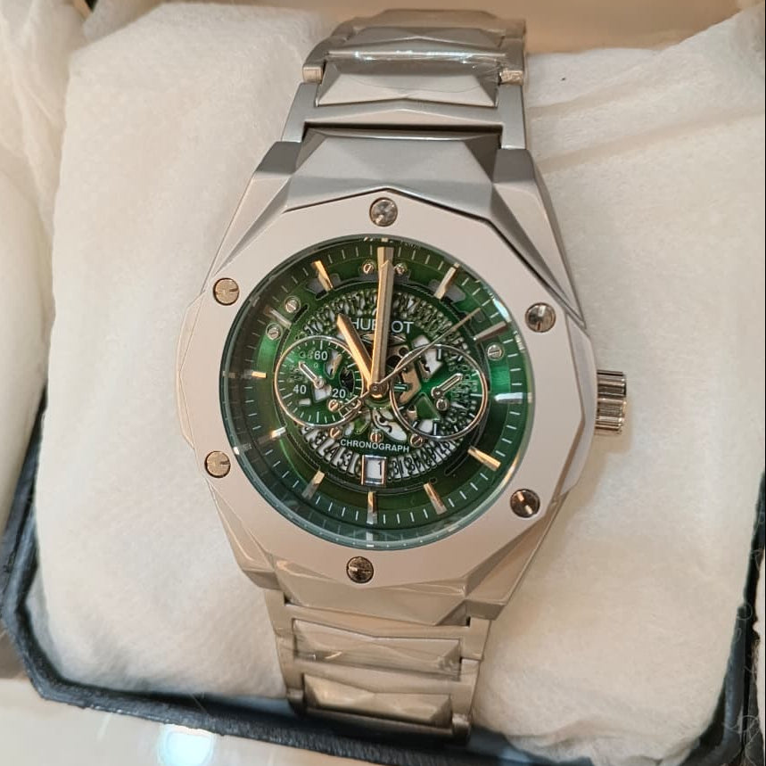 Hublot Classic Fusion Orlinski Diamond Cut Watch – Green Dial